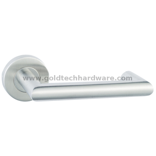 Hebel-Türgriff aus Edelstahlrohr